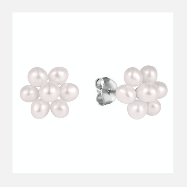 Pearl earrings flower