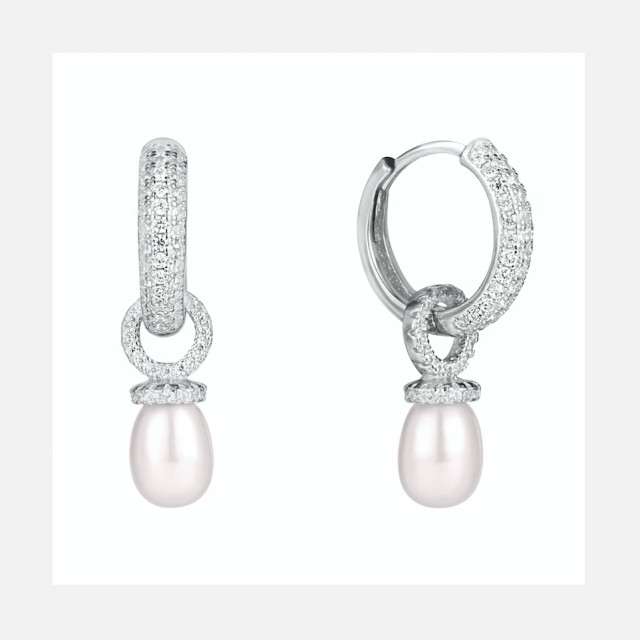 Beautiful earrings with real pearls