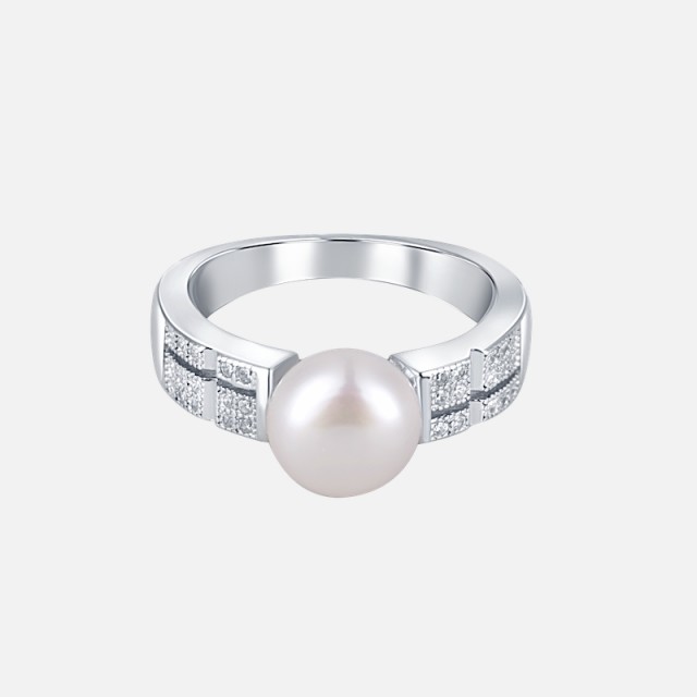 Elegantní prsten s perlou