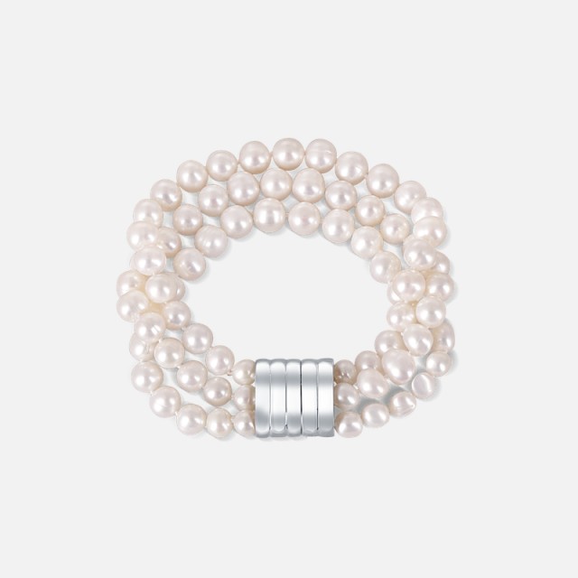 Třířadý perlový náramek z bílých perel s magnetickým uzávěrem