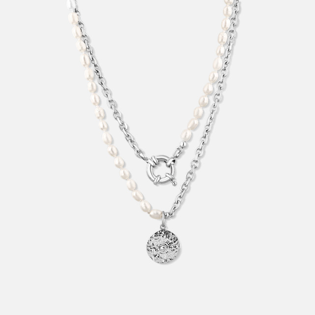 Dlouhý perlový náhrdelník s ocelí