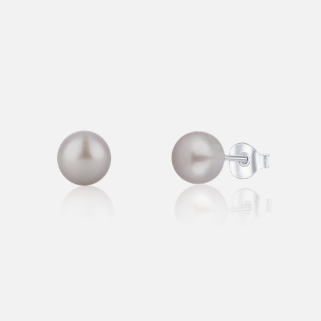 Pearl earrings with silver