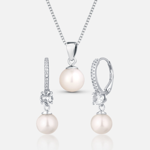 Třpytivá sada šperků z perel