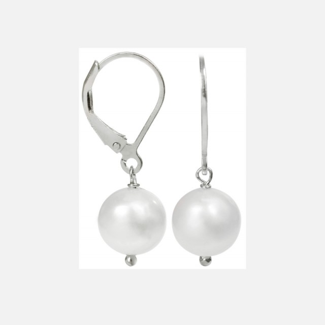 Pearl earrings with silver clasp