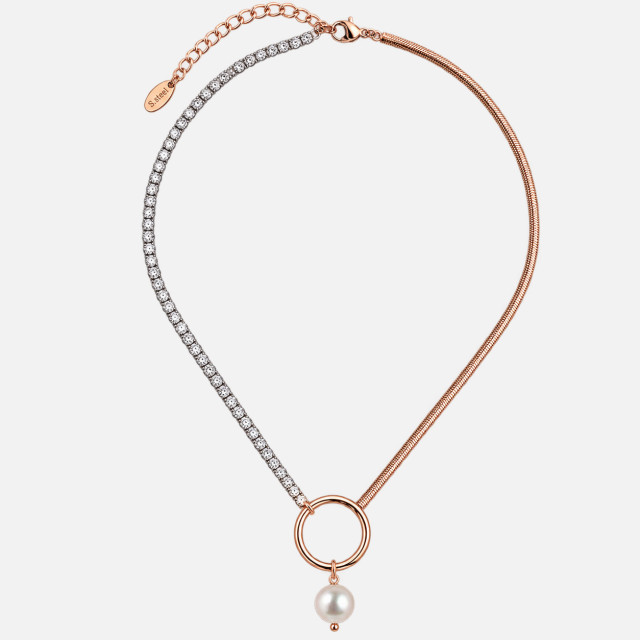 Ocelový rose gold náhrdelník s perlou a krystaly